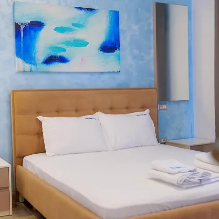 Three Islands Of Hotel