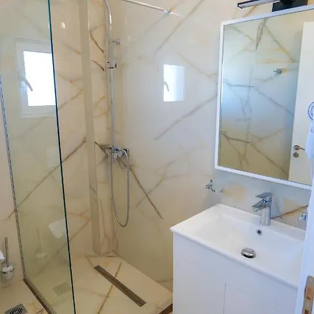 Three Islands Of 4* Ksamil