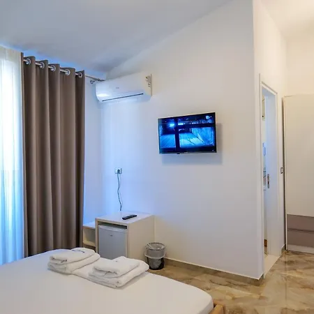 Hotel Three Islands Of