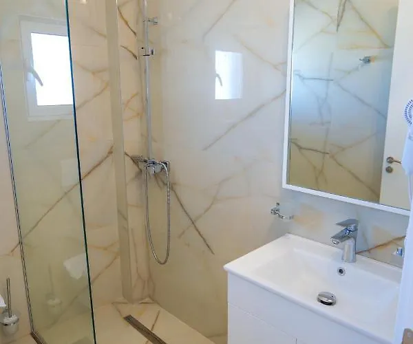 Three Islands Of 4* Ksamil