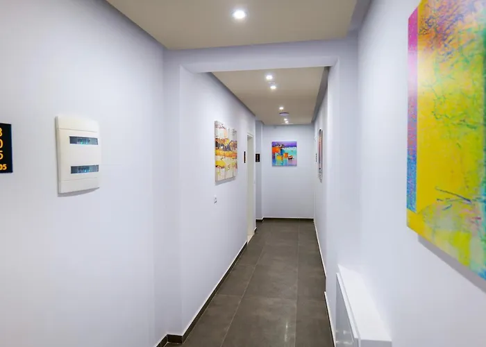 Three Islands Of Otel